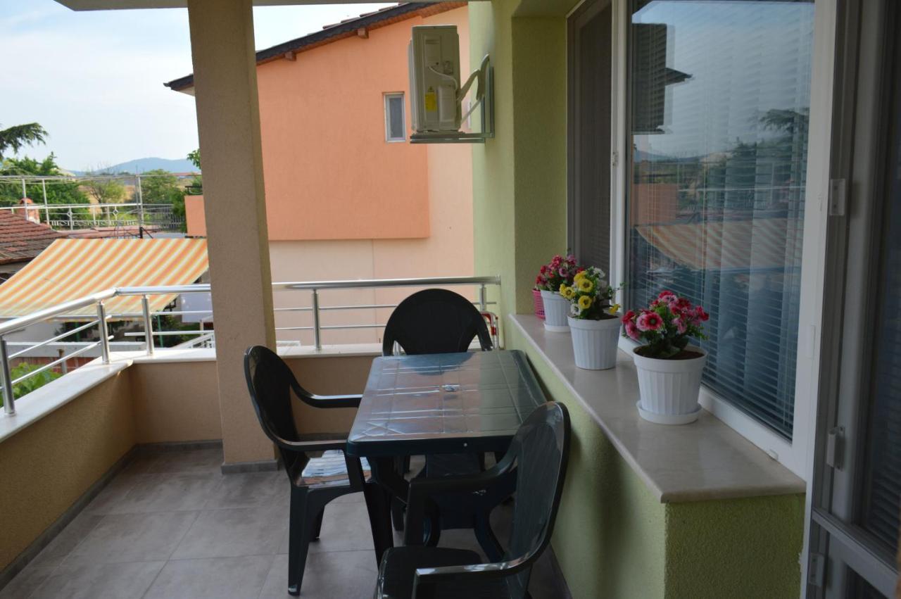 Yanis Hotel Chernomorets Ngoại thất bức ảnh