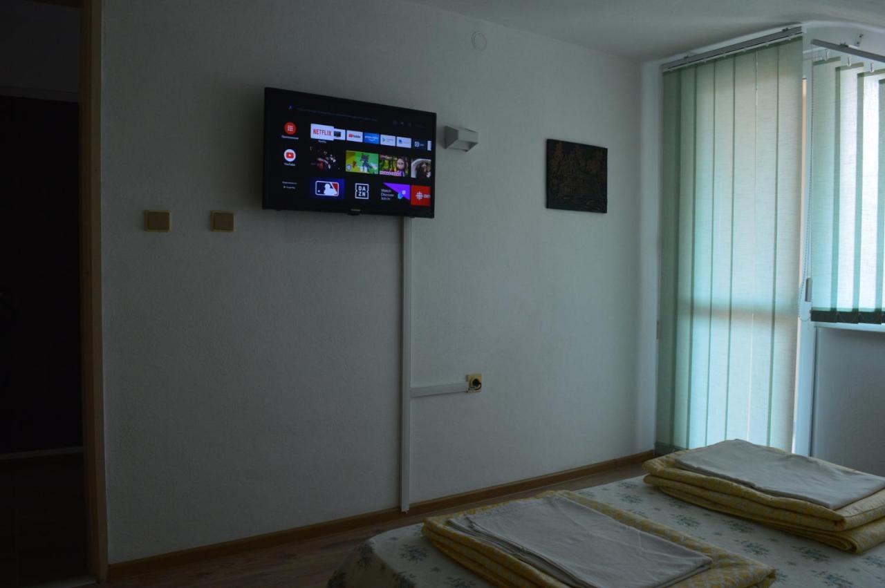 Yanis Hotel Chernomorets Ngoại thất bức ảnh